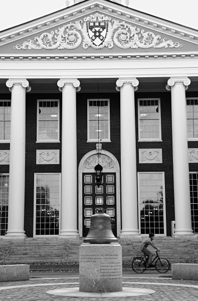 還在糾結(jié)選哪個(gè)學(xué)校？ 美國最有價(jià)值大學(xué)出爐